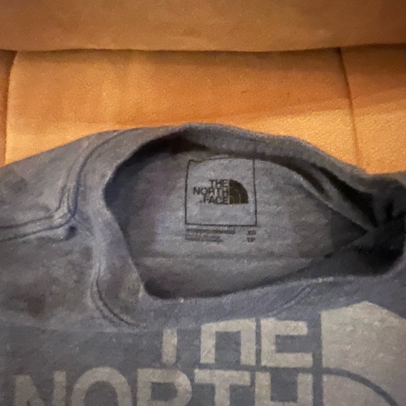 North Face t-shirt - Picture 3 of 3